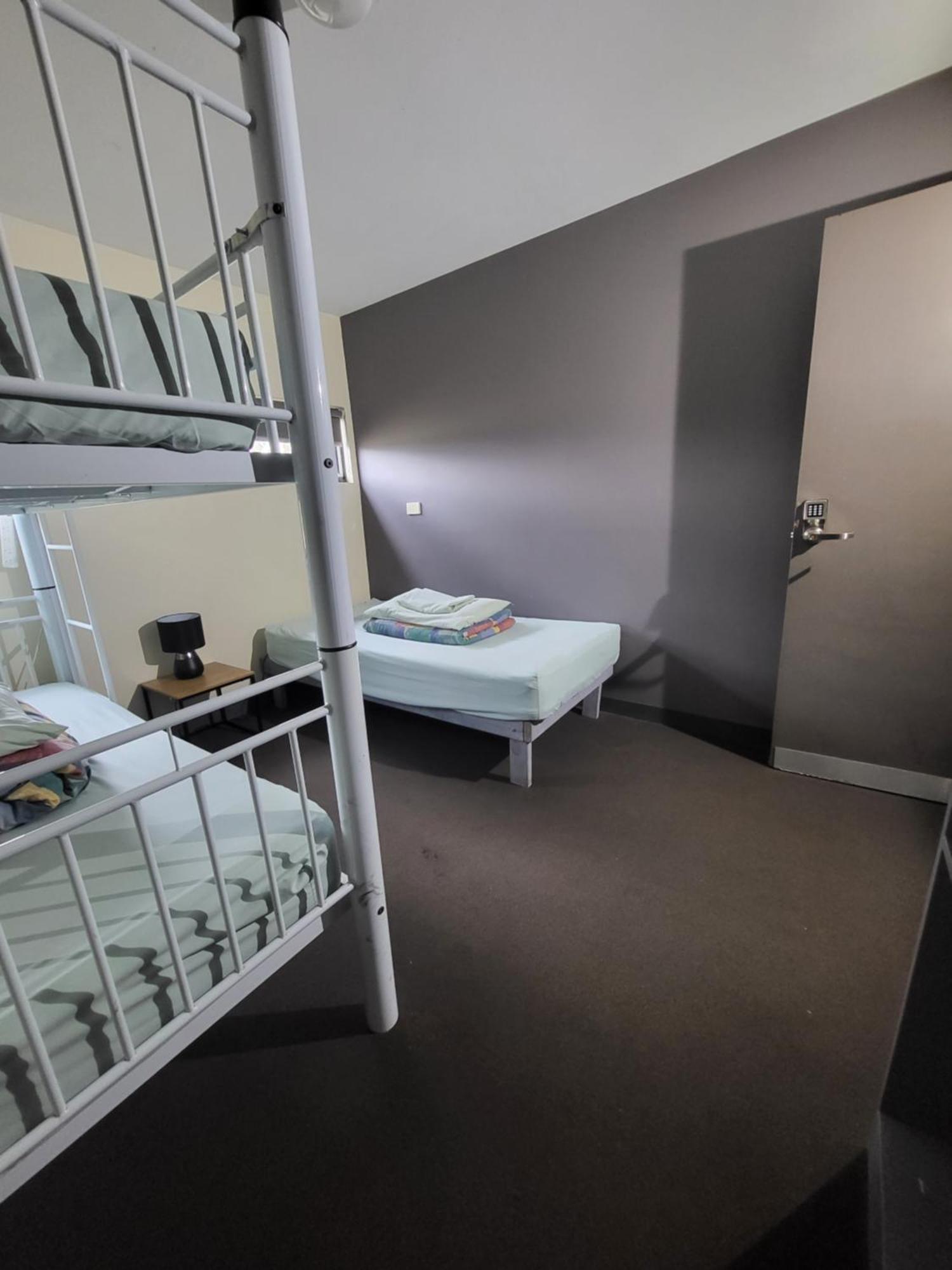 Swansea Backpacker Lodge Quarto foto